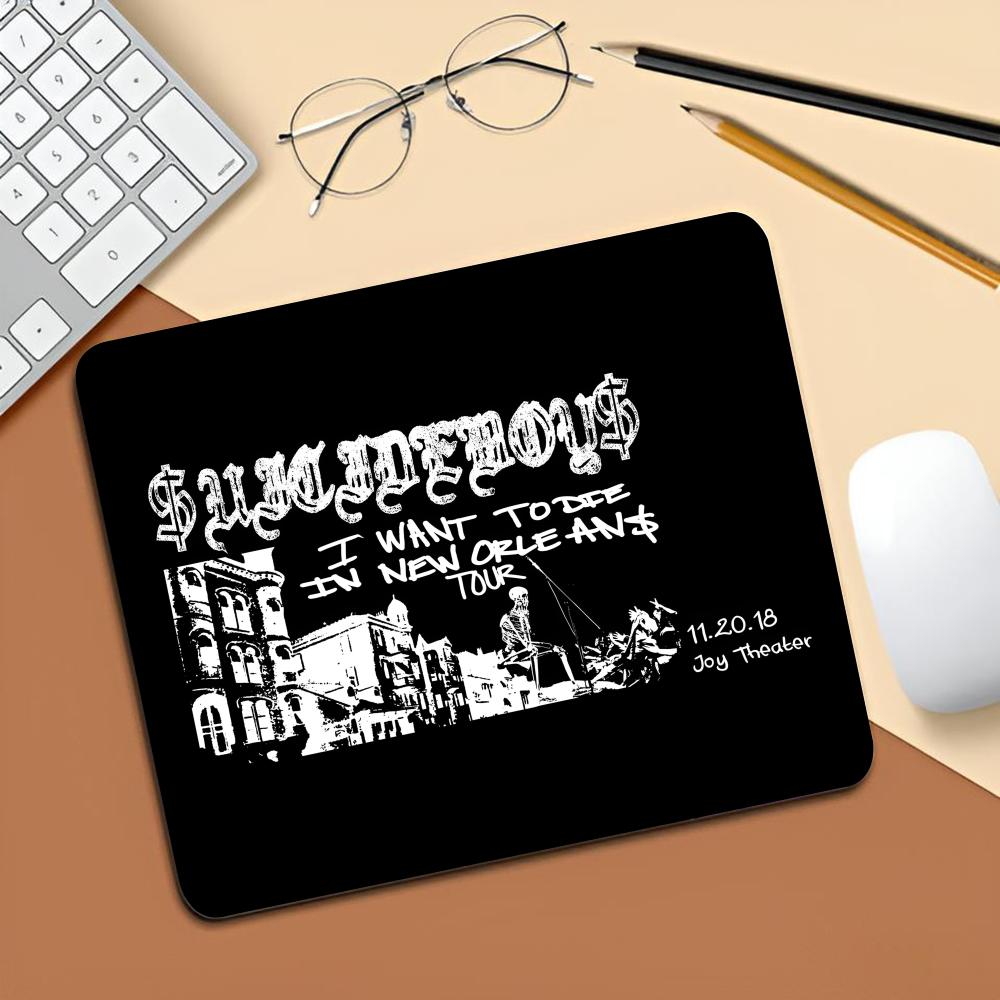 Şarkıcı Suicideboy Yeni Dünya  - Laptop Accessories World incelemesi ve fiyatı